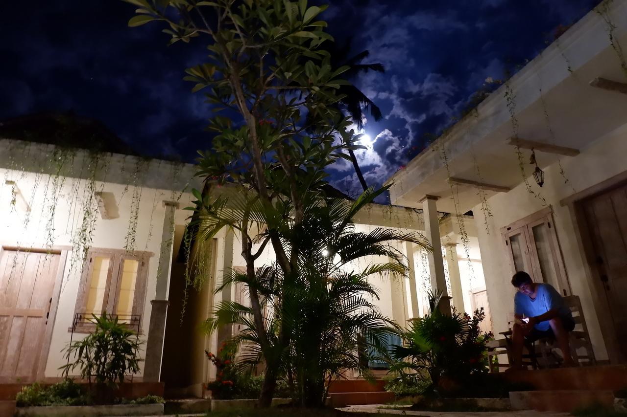 Mango 5 Hotel Amed Екстериор снимка